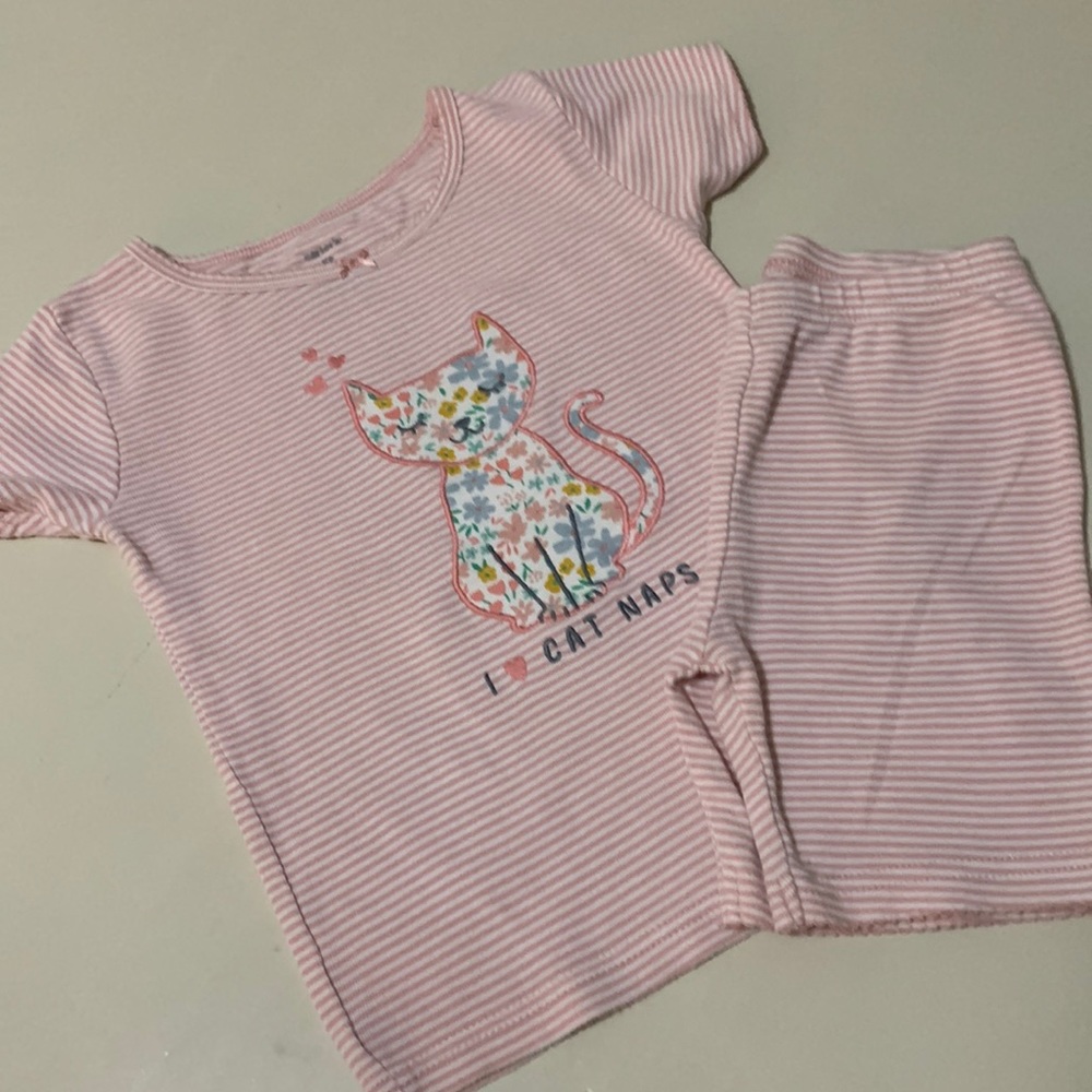 Carter’s PJs Set - Picture 1 of 5